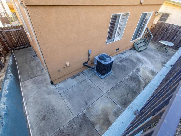 1564 Santa Clara St, Richmond CA 94804