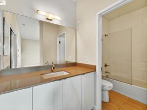 162 Lakeshore Ct, Richmond CA 94804