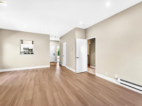 162 Lakeshore Ct, Richmond CA 94804