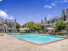 73 Fernridge Ct, Hayward CA 94544