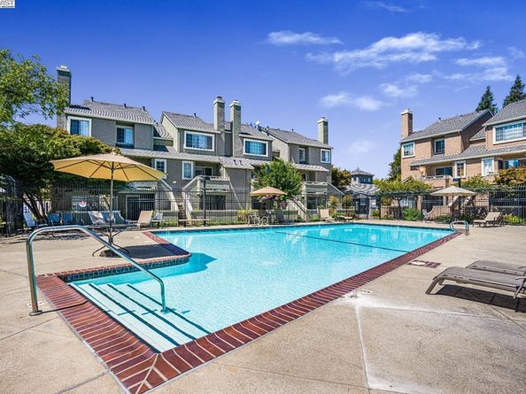 73 Fernridge Ct, Hayward CA 94544