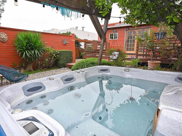 3044 58Th Ave, Oakland CA 94605