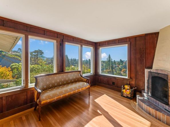 44 Oak Ridge Rd, Berkeley CA 94705