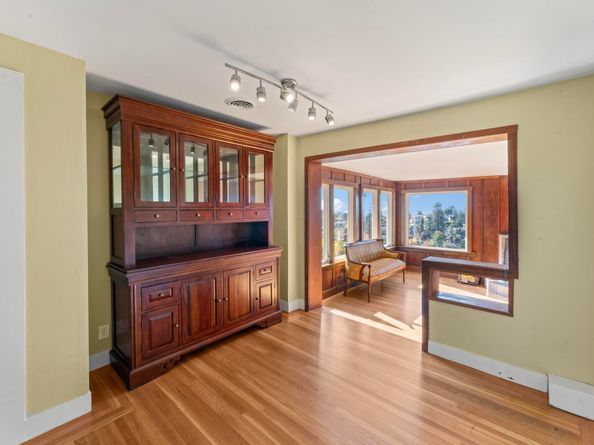 44 Oak Ridge Rd, Berkeley CA 94705