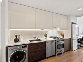 1433 Bush Street 502, San Francisco CA 94109