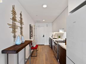 1433 Bush Street 502, San Francisco CA 94109