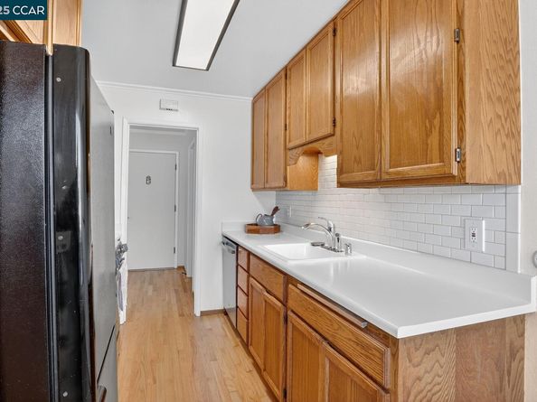 1601 Broadway 9, Alameda CA 94501