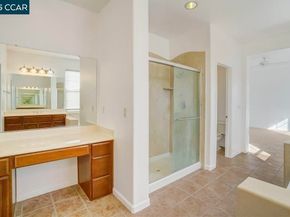 5660 Vista Drive, Richmond CA 94806