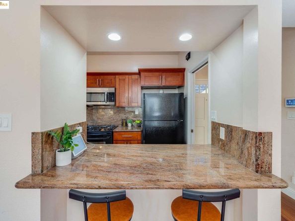 2316 Blake ST D, Berkeley CA 94704