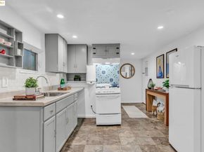 1034 E 21St St, Oakland CA 94606