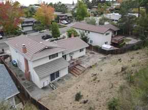 7684 Surrey Ln, Oakland CA 94605