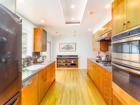 7684 Surrey Ln, Oakland CA 94605