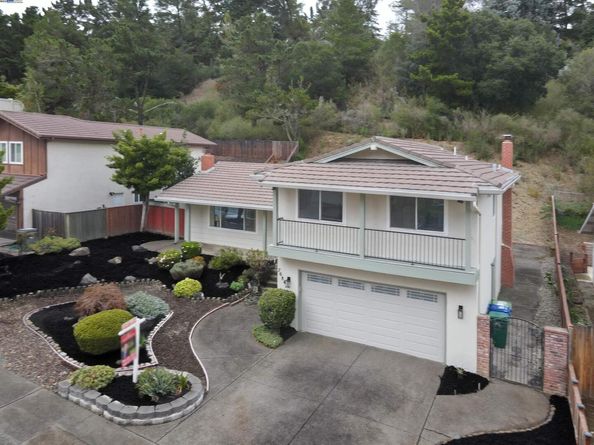 7684 Surrey Ln, Oakland CA 94605