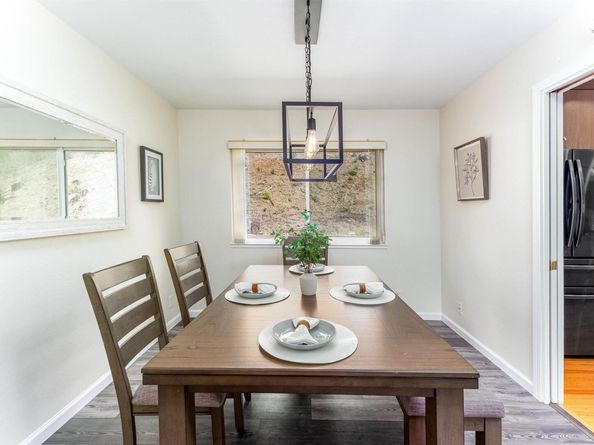 7684 Surrey Ln, Oakland CA 94605