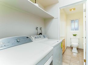 7684 Surrey Ln, Oakland CA 94605