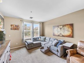 3290 Maguire Way 208, Dublin CA 94568