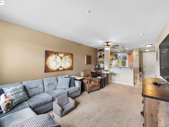 3290 Maguire Way 208, Dublin CA 94568