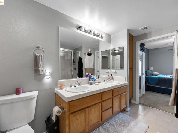3290 Maguire Way 208, Dublin CA 94568