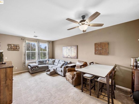 3290 Maguire Way 208, Dublin CA 94568