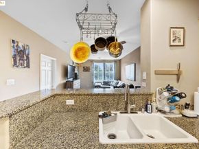 3290 Maguire Way 208, Dublin CA 94568