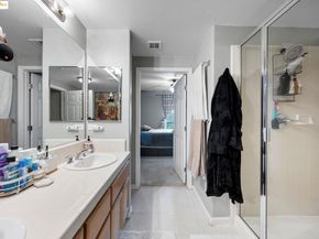 3290 Maguire Way 208, Dublin CA 94568
