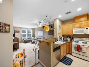 3290 Maguire Way 208, Dublin CA 94568