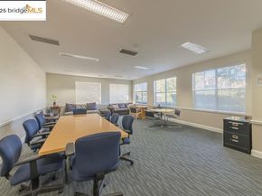 104 Marina Lakes Dr, Richmond CA 94804