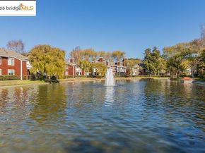104 Marina Lakes Dr, Richmond CA 94804