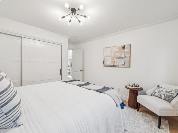 5242 Miles Avenue C, Oakland CA 94618