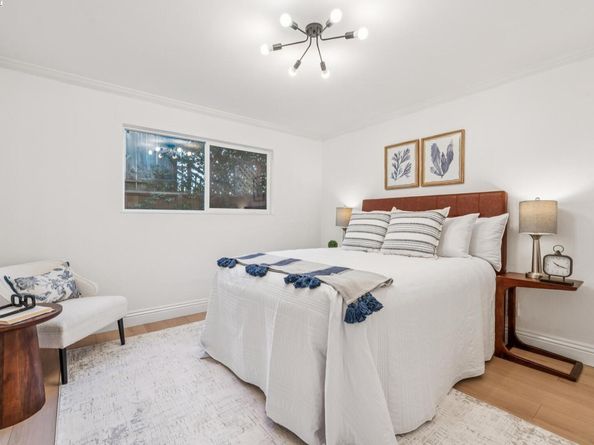 5242 Miles Avenue C, Oakland CA 94618