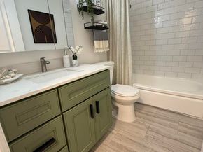 5242 Miles Avenue C, Oakland CA 94618