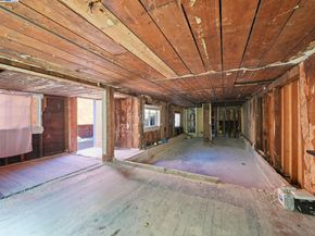 486 Mcauley St, Oakland CA 94609
