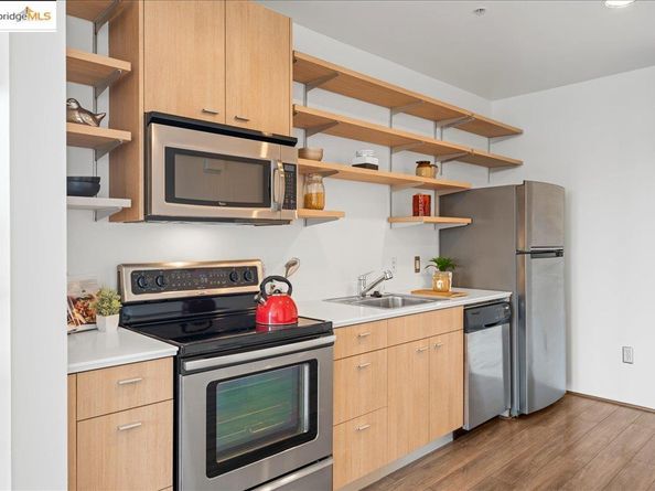 1201 Pine St 365, Oakland CA 94607