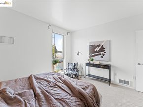 1201 Pine St 365, Oakland CA 94607