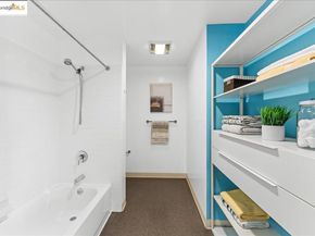 1201 Pine St 365, Oakland CA 94607