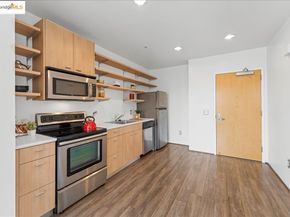 1201 Pine St 365, Oakland CA 94607
