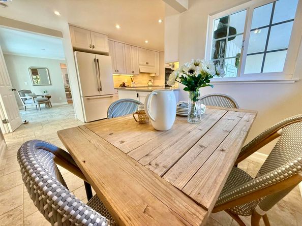 2153 Lakeview Dr, San Leandro CA 94577