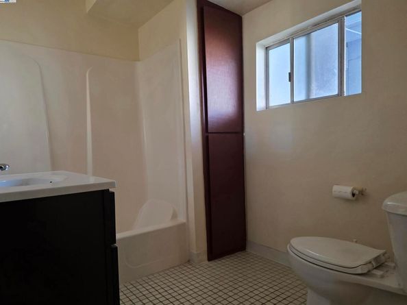 1821-1823 13Th Ave, Oakland CA 94606