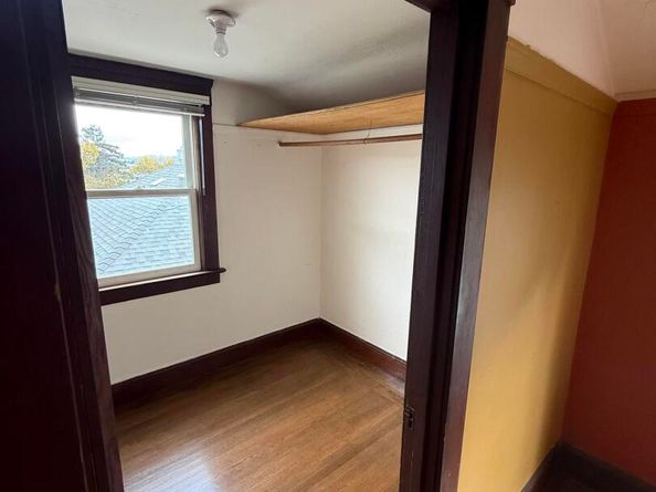 37 Nicholl Ave, Richmond CA 94801