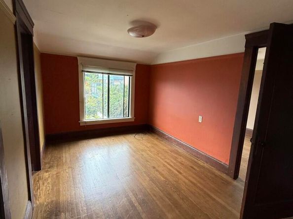 37 Nicholl Ave, Richmond CA 94801