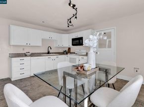 4141 Rita Dr, Martinez CA 94553