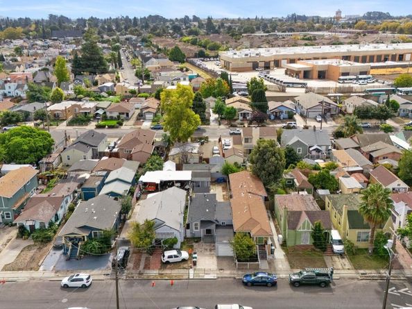 1748 103rd Ave, Oakland CA 94603