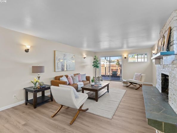 2078 Fairbanks, San Leandro CA 94577