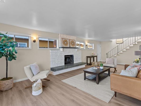 2078 Fairbanks, San Leandro CA 94577