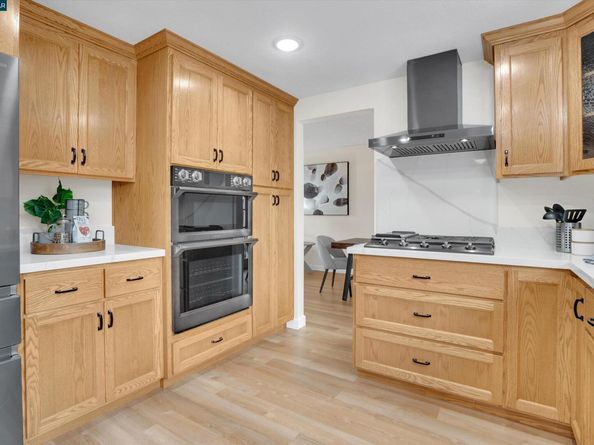 1112 Dennis Ct, Rodeo CA 94572
