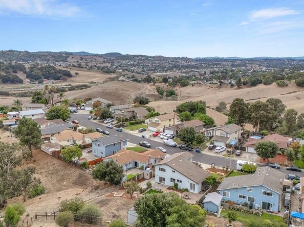 1112 Dennis Ct, Rodeo CA 94572