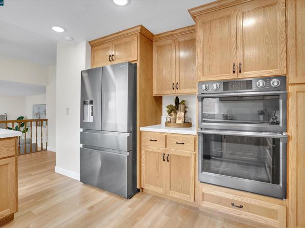 1112 Dennis Ct, Rodeo CA 94572