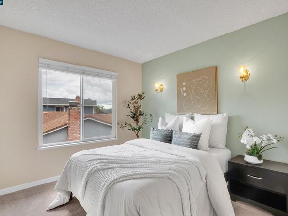 1112 Dennis Ct, Rodeo CA 94572