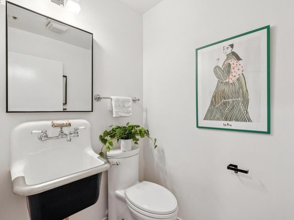 1250 Powell Street 4, Emeryville CA 94608