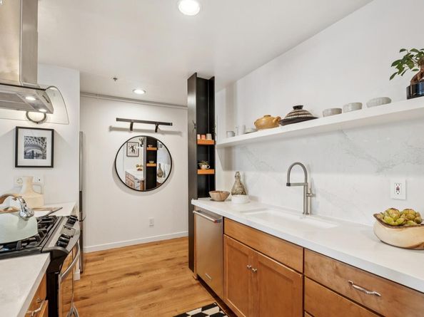 1250 Powell Street 4, Emeryville CA 94608